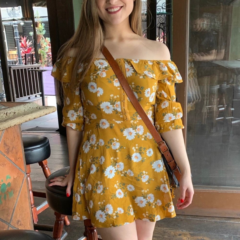 Forever 21 Floral Off The Shoulder Mini Dress